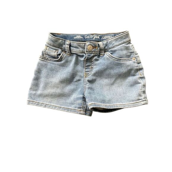 Cat & Jack sz 6 / 6x denim shorts blue stretchy - Picture 1 of 3